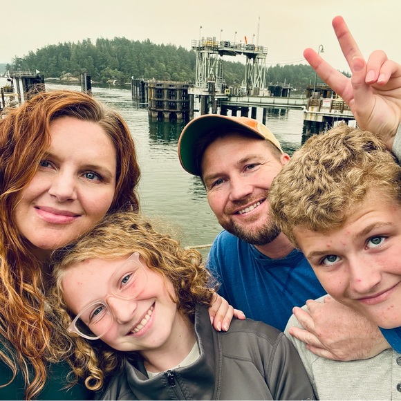 WHO IS 555-BABE??! - Picture 3 of 7